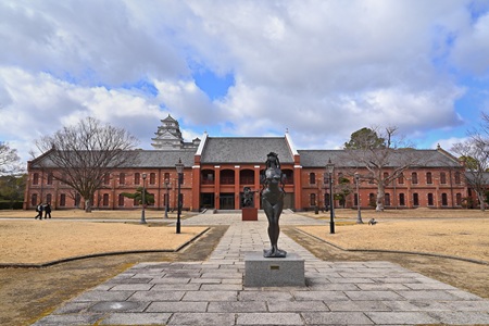 姫路市立美術館